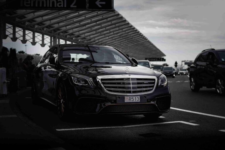 Choosing the Right Airport Transfer Vehicle in Sunbury for Comfort, Capacity and Convenience