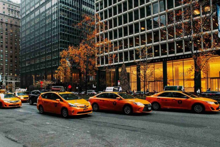 Flight Connections from Sunbury-on-Thames Made Simpler with Professionally Managed Airport Transfers