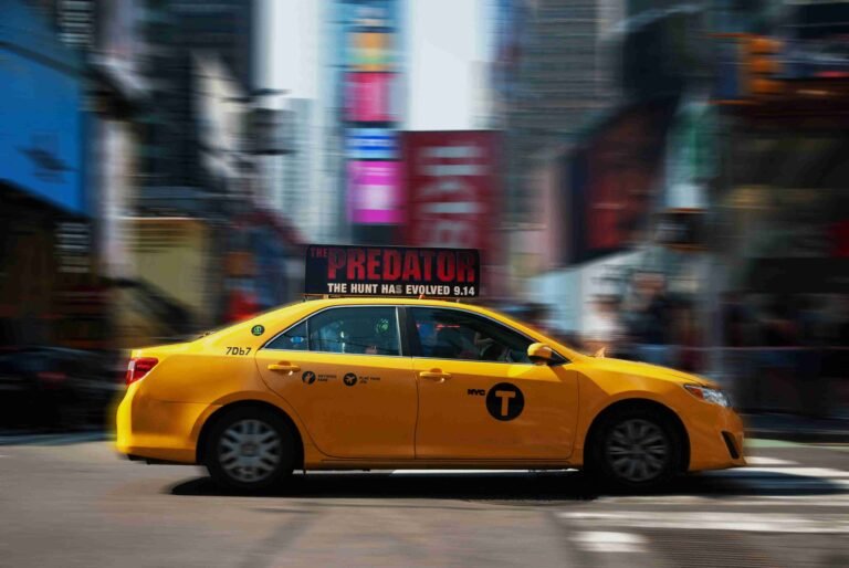 Private Airport Taxi Services in Sunbury Offering a Better Alternative to Multiple Transport Changes