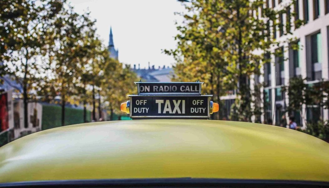 Business Airport Mobility from Sunbury Supporting Time-Critical Meetings Across London