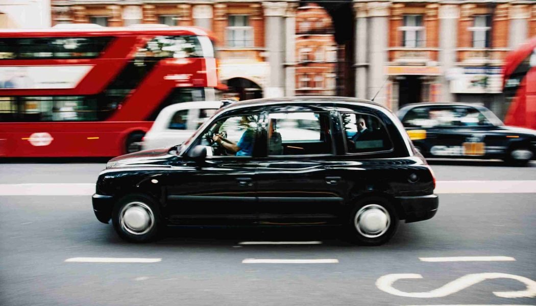 Sunbury-on-Thames Private Hire Vehicle Options for Airport Travel